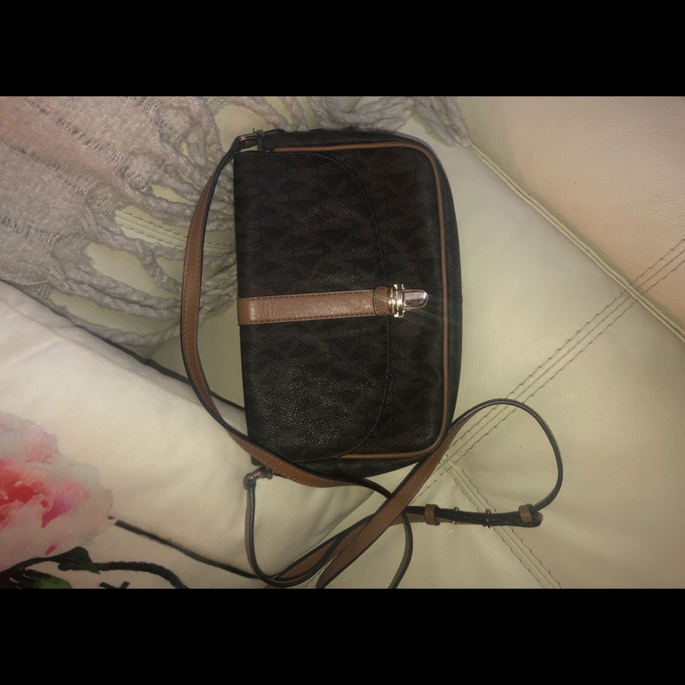 Michael Kors Jet Set Crossbody